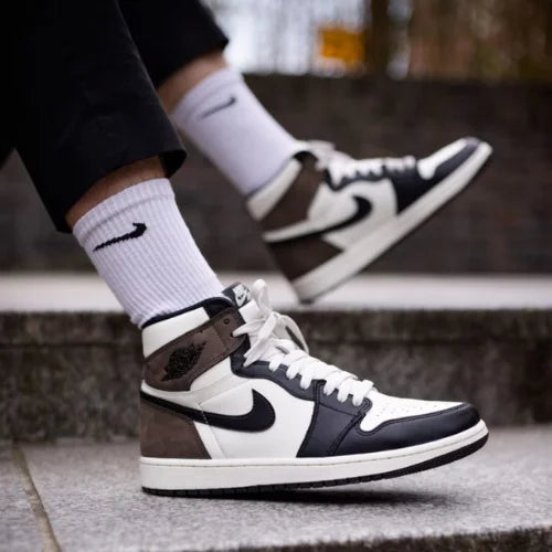 Nike Air Jordan 1 High Dark Mocha