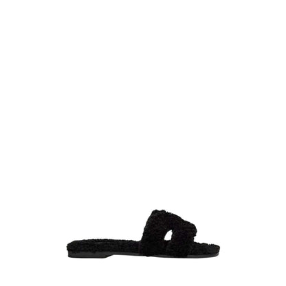 Oran Sandal With Black Fur