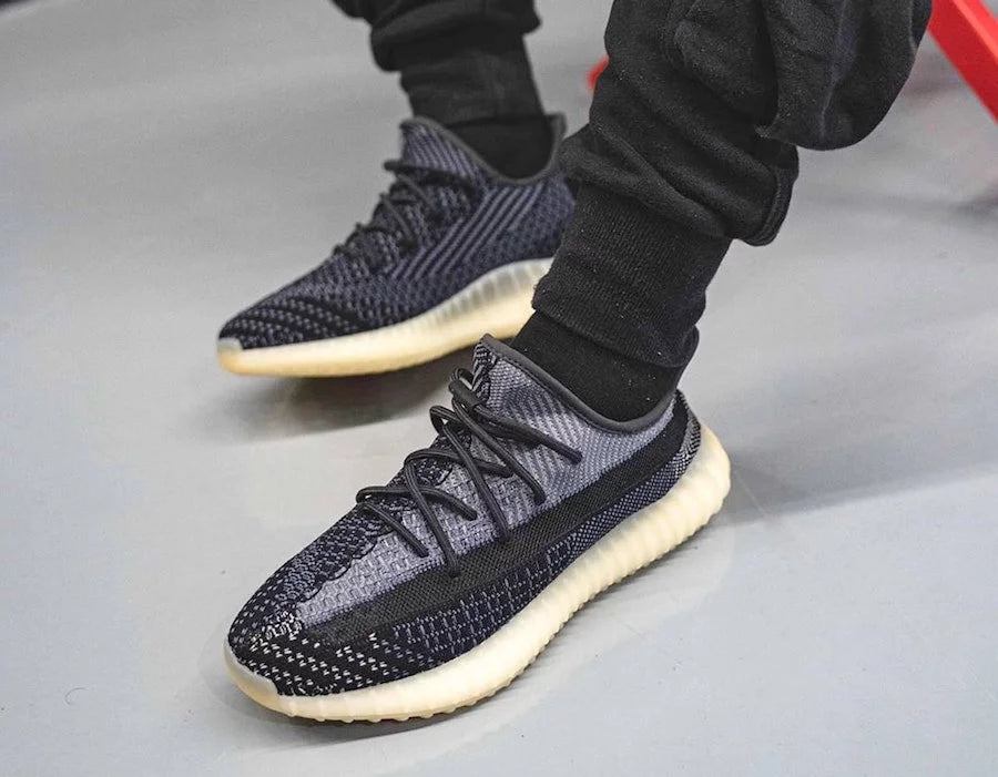 Adidas Yeezy Boost 350 V2 Carbon