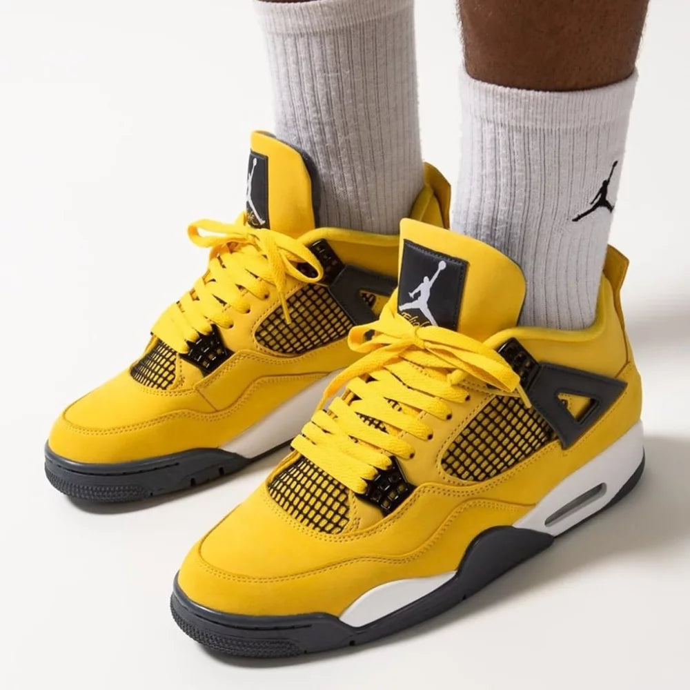 AIR JORDAN 4 Retro Lightning